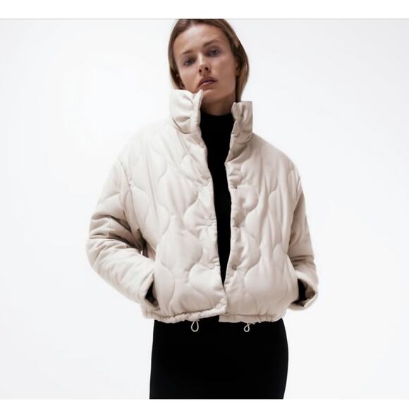 Zara Faux Leather Quilted Puffer Jacket‎ Women's Medium Cropped Ivory - Picture 1 of 13